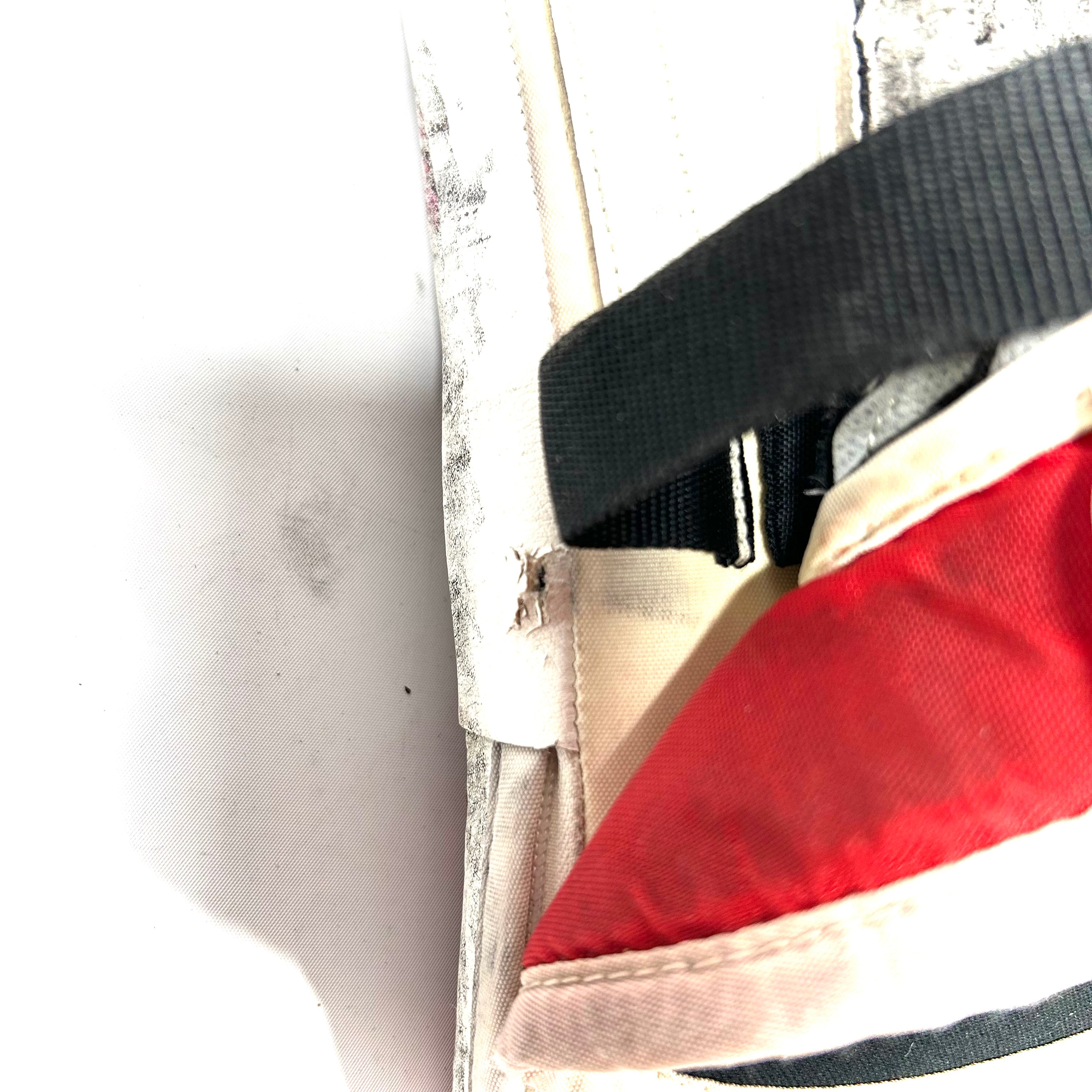 CCM Extreme Flex 5 - Used Goalie Blocker (Blue/Red/White)